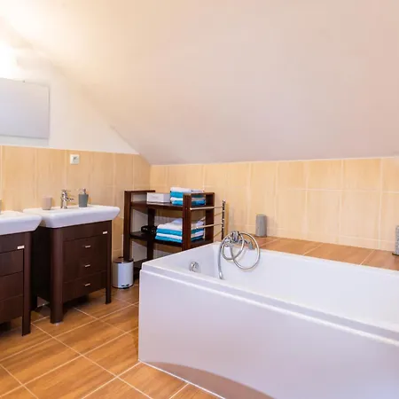 Private House Vivendi *